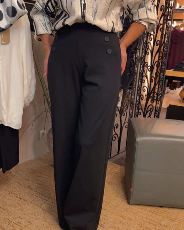 Pantalon fluide noir a boutons Soya Concept