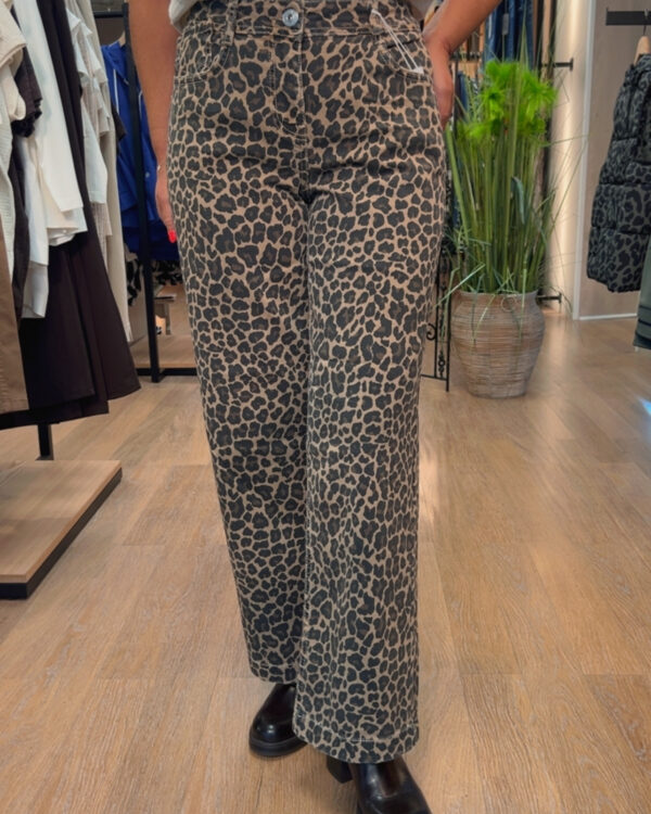 jean leopard cecil